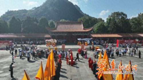 宁远：游九嶷 传文化 感党恩