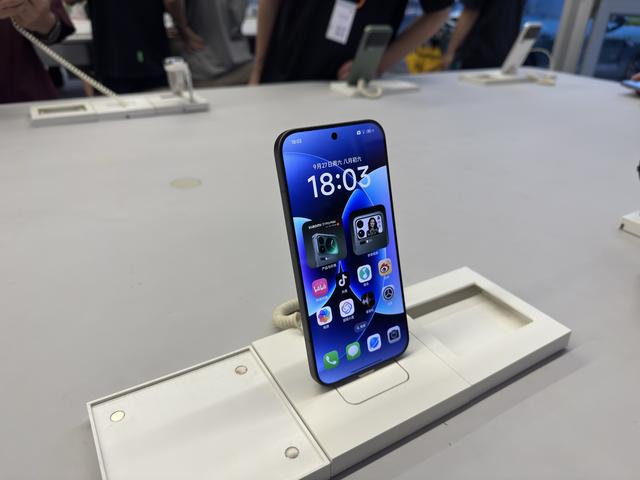 旗舰手机发布潮叠加“双11”，小米全渠道累计支付金额破182亿