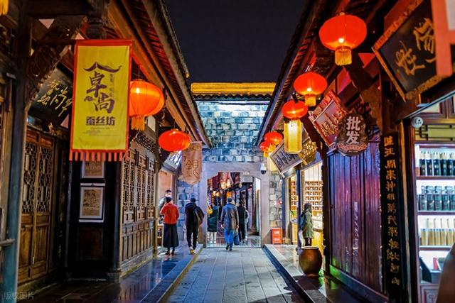 出差去了趟成都，忍不住想说：当地让我大开眼界