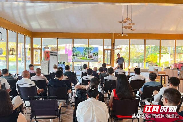 湖山共话 引领新潮 湘潭高新区昭山片区漫湖里街区品牌发布会举行