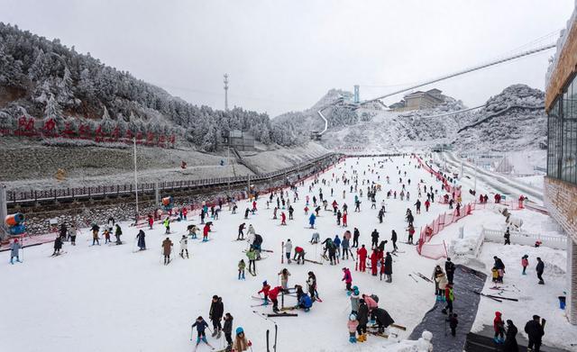 贵州六盘水：冰雪旅游“不北上”