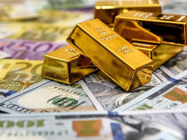2025黄金投资必看！央行囤金放缓，不是不买，是在等这个信号！