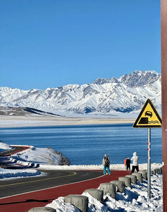 乌鲁木齐没想到，喀什也没想到，如今的中国伊犁，已成为全国焦点