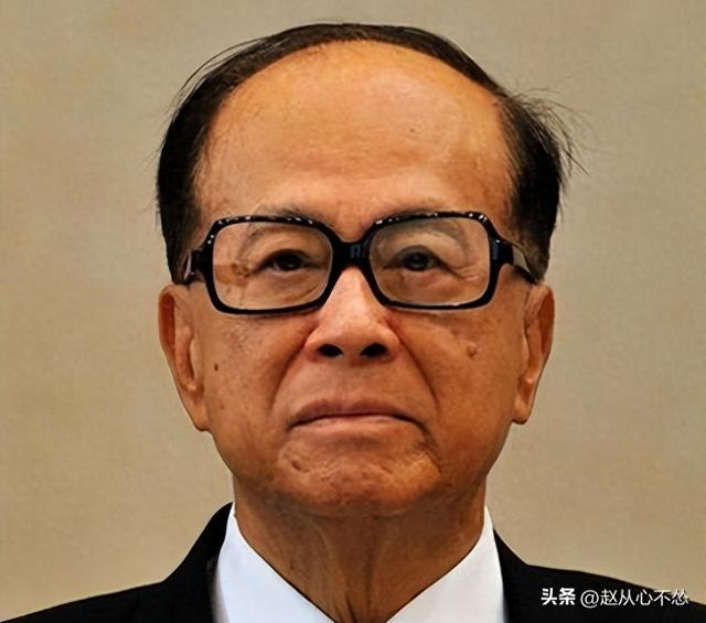 2909亿身价有何用？97岁的李嘉诚无力回天，两个60岁儿子已成心病