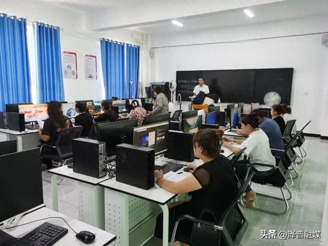 泽普县电商培训班圆满结业