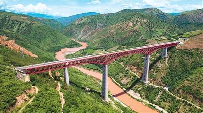 中老铁路跨境游持续升温