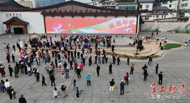 衡阳迎来首趟四川“熊猫专列”，两地文旅合作迈新步
