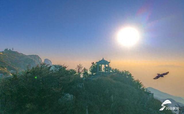 组图丨逐光泰山 与晨相拥