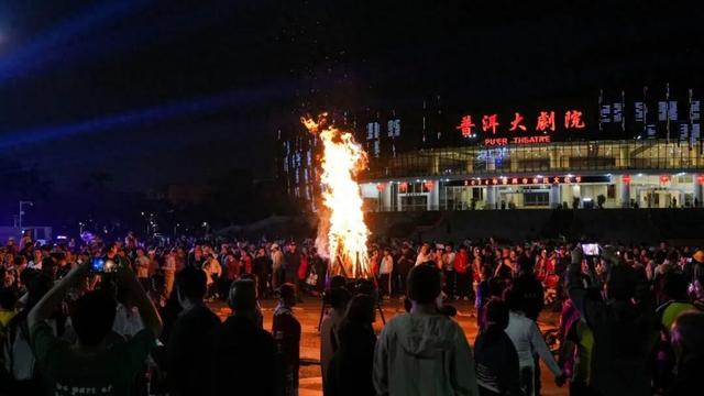 新场景新升级新拓展 “普洱周末市民大舞台”震撼来袭