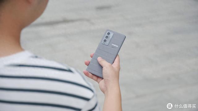 画质大师和平精英超高清（Realme GT 大师探索版真有这么好测试后）
