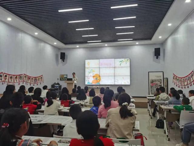 平川区博物馆开展“耳听嫦娥故事 口尝香甜月饼”中秋主题文化活动