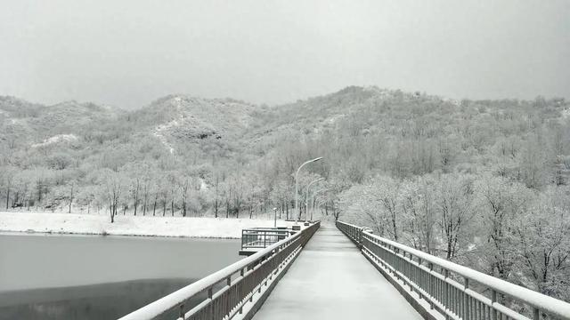 12.12雪落玉渡山！一山两景藏着冬日限定浪漫