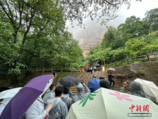 台青烟雨相约天水麦积山 对话千年石窟悟匠心