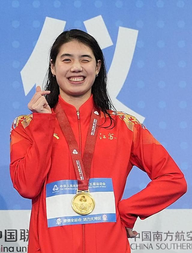 全运会游泳次日“蛙王”“蝶后	”卫冕，13岁小将破亚洲纪录