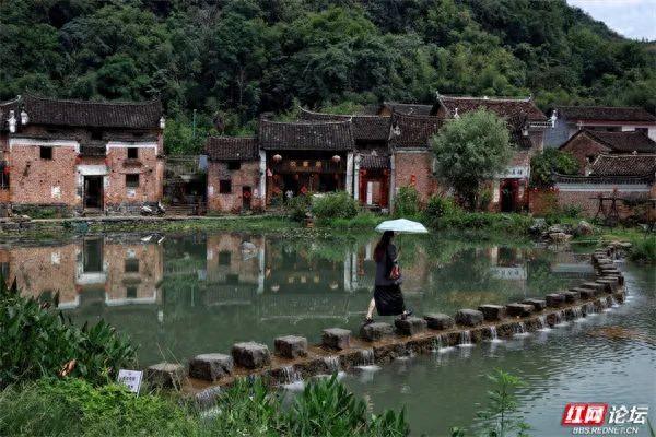 勾蓝瑶寨：石头筑就的瑶乡，把生存智慧“写”进古墙
