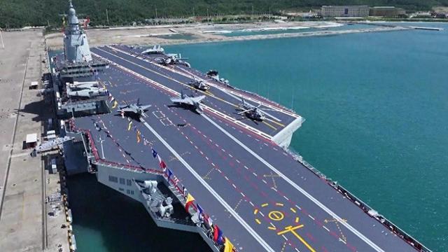 日本正在备战：防卫省官员叫嚣优先击沉福建舰，主流媒体配合疯狂