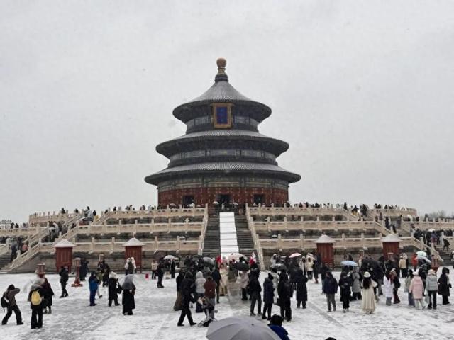 京城今冬首场雪，美景藏进相册里