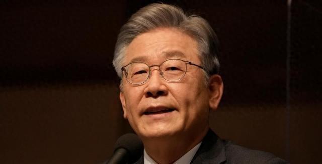 高市早苗下定决心，将李在明也划到中方阵营，逼特朗普出面打明牌