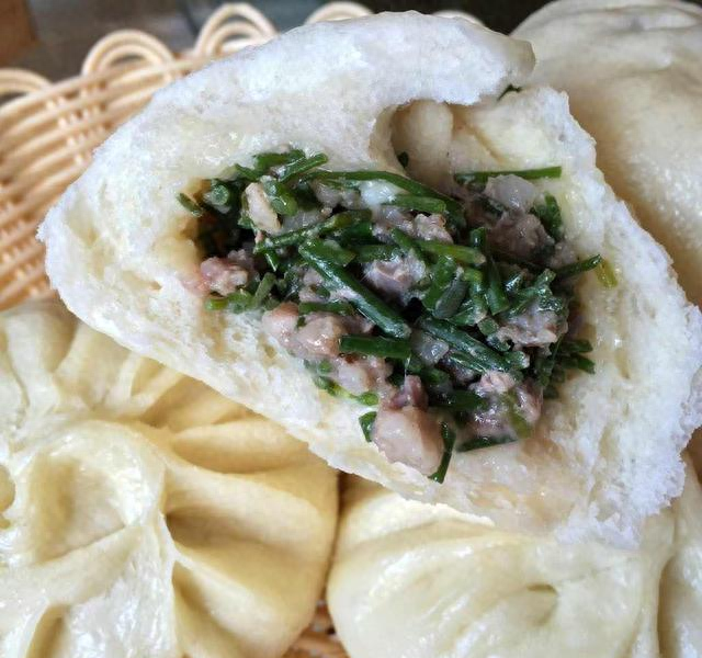 内蒙早餐这么“硬”，为什么没有传遍全国？网友：工资不允许啊