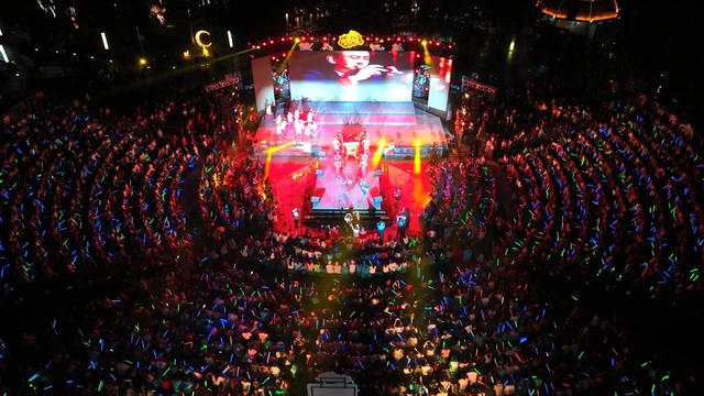 宁陕夏夜不打烊！“村光大道”引客超百万，群众舞台最闪亮