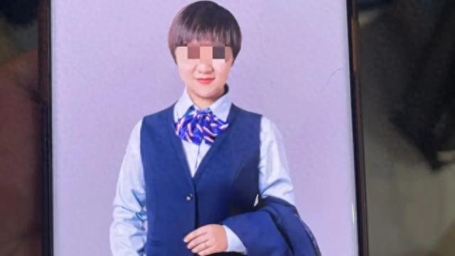 36岁银行经理和丈夫自杀，曾大量挪用储户资金！有人140万存款只剩8元……