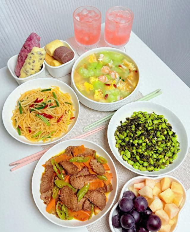 一周不重复的家常菜，吃得干净舒服，提供做菜灵感