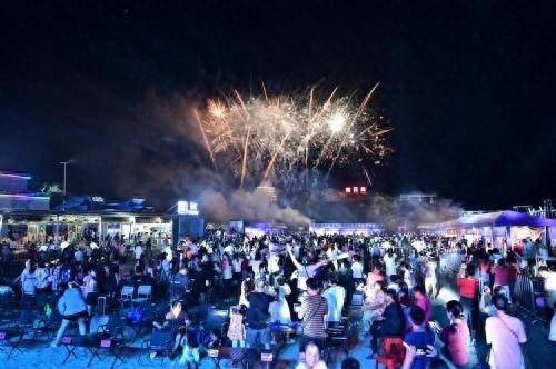 鲍随心动 山海共富 沙滩音乐会拓宽文旅夜经济新赛道