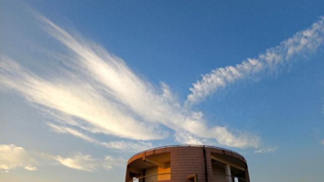 降温前的惬意周末 蓝天夕阳无限好