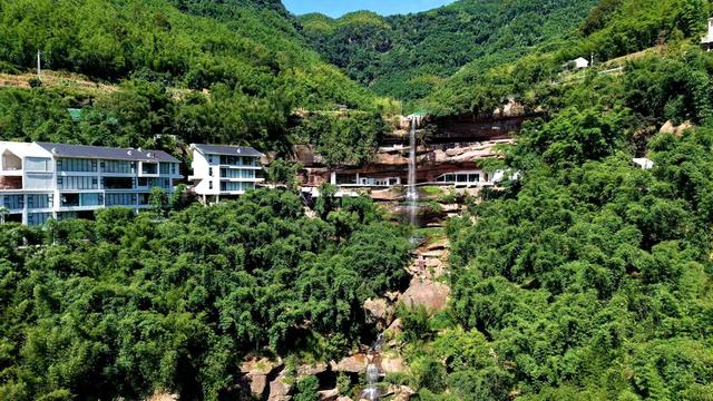 赤水：暑期亲子游热度攀升 特色酒店受家庭青睐
