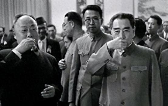 49年他婉拒了新中国外长职务：若不拒绝，恐怕开国元帅名单要改写