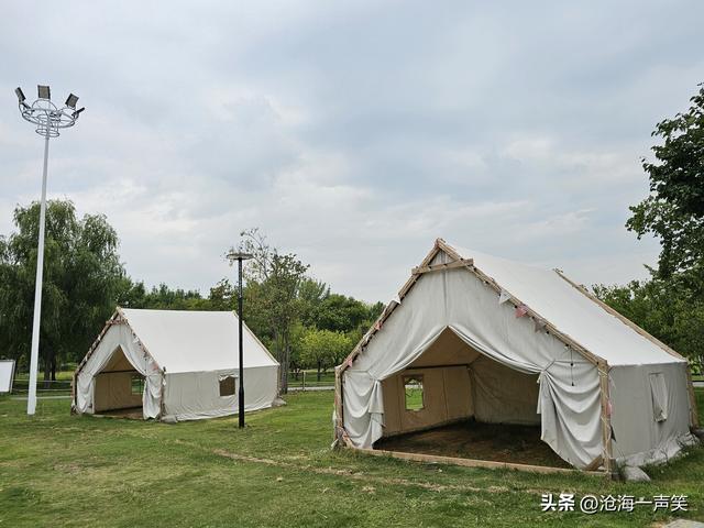 金秋齐露营，畅谈梦想聊理想，露营不忘追梦人，逐梦追梦又圆梦！
