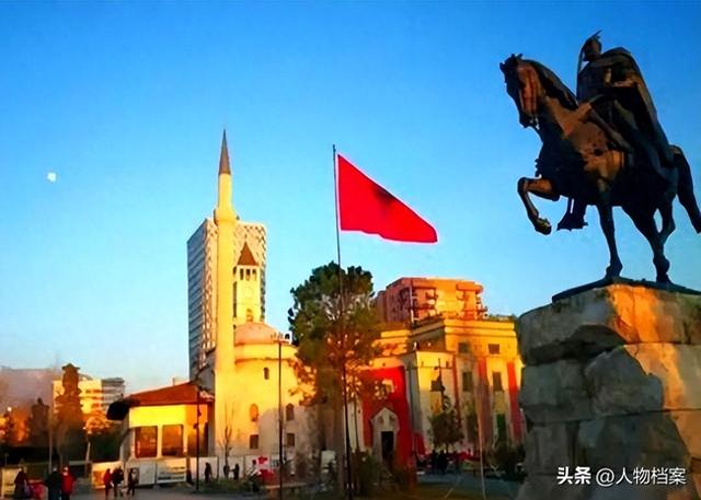 比越南还要白眼狼！中国决定撤离援助后，如今想回头也来不及了