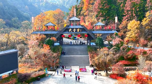 秋染大别山｜金彩天堂寨限定浪漫已上线，诚邀您开启影像创作之旅
