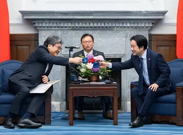 中方交涉通知，直达东京，高市早苗遭到重创：46条中日航线全清零