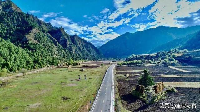 中国最美自驾路“江迭公路”：眼睛在天堂灵魂在路上