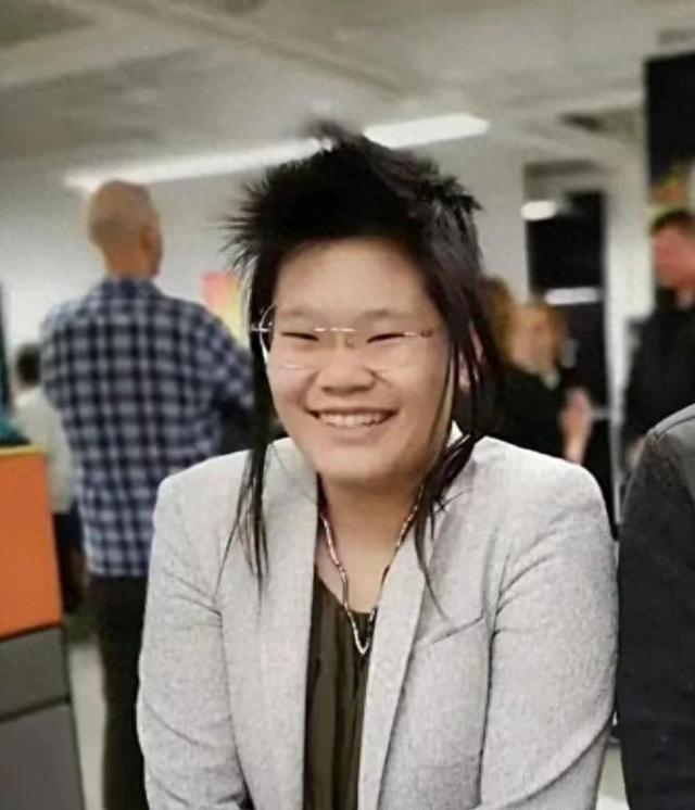 66岁毕福剑也没想到，自己败光的体面，如今被29岁的女儿挣了回来