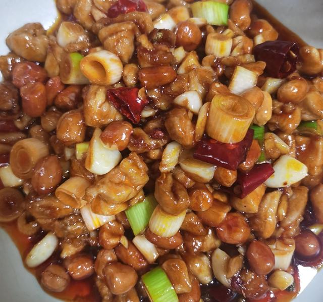 周末轻松下厨，几道家常小炒鲜香下饭	，营养满满，简单又好吃