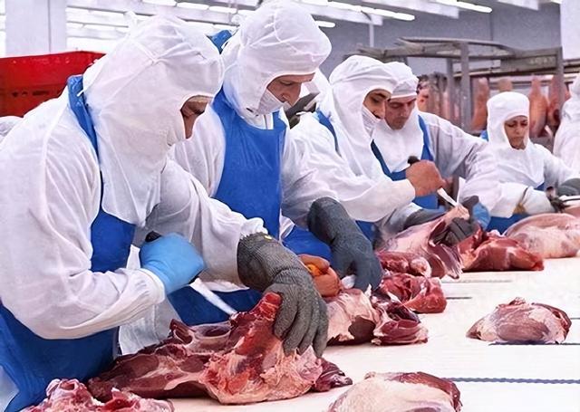 中方对欧加税后，不到24小时	，马克龙通告全球，欧盟必须对华开放