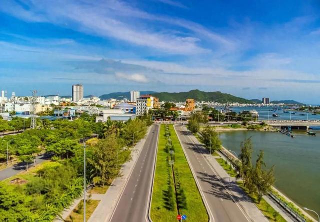 山东最不起眼的小城，拥有万米海滩浴场，还是地雷战的发生地