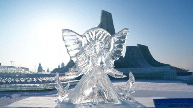 冰可雕万物？哈尔滨冰雪大世界冰雕组团上新！