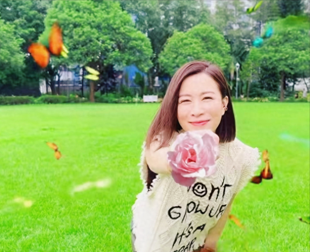 钱再多有什么用?49岁佘诗曼的现状，给不结婚不生娃的人提了个醒