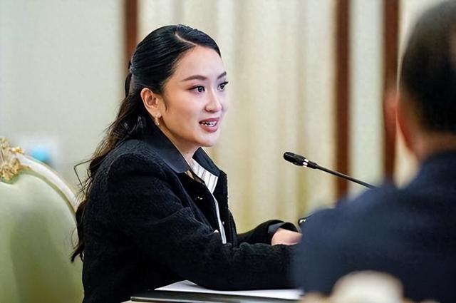 佩通坦承认没想到会输，下台前留下一句话，真正危险的是柬埔寨