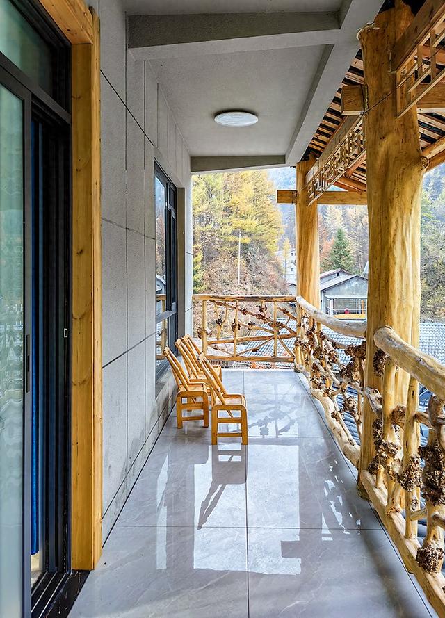 2024深秋四川行19 神农架风景区2 华中屋脊的五彩秘境