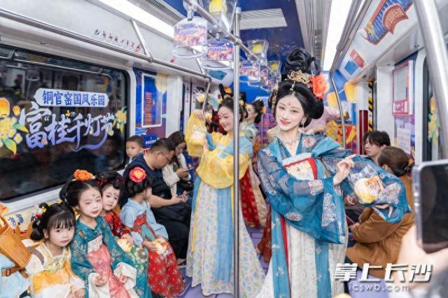 中秋未到 长沙先甜！丨组图