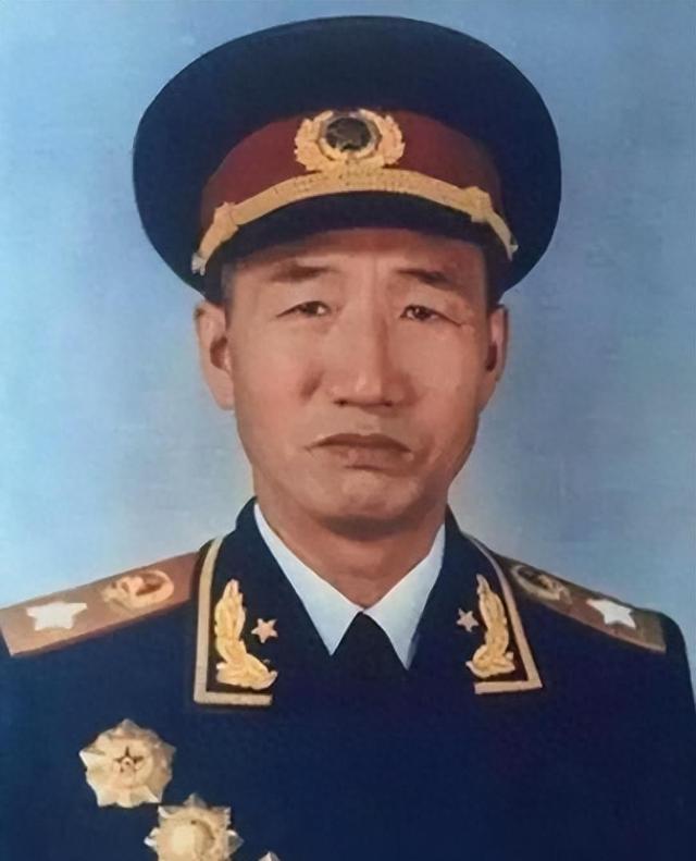50年，聂荣臻建议毛主席免除徐向前职务，毛主席：如徐同意可照办
