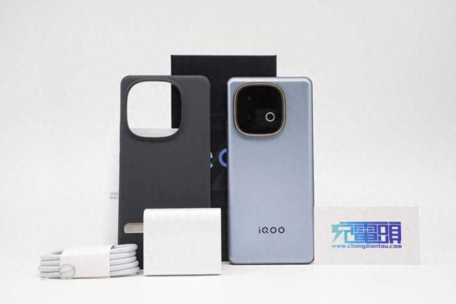 兼容100挑战赛：实测百款充电器，详解iQOO Z10 Turbo+充电兼容性