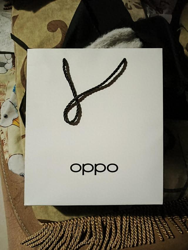 一部千元手机，炸出了亲情最本真的模样