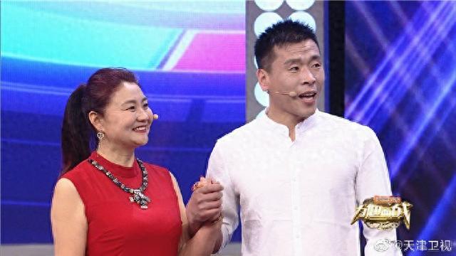 吉林男子爱上大20岁东北大妈，结婚11年没生孩子，他到底图啥？