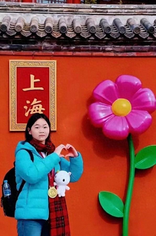 全红婵现在也太漂亮了吧！18岁长高一截，这才是真·女大十八变