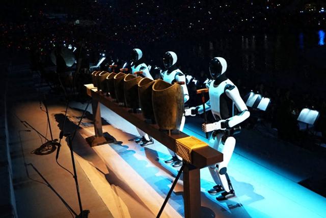 这款在十五运会开幕式表演的机器人，将在柳州量产！